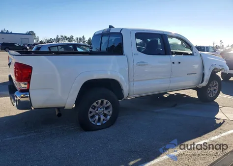 2017 Toyota Tacoma Double Cab z USA, uszkodzony, nr VIN 5TFAX5GN8HX086062